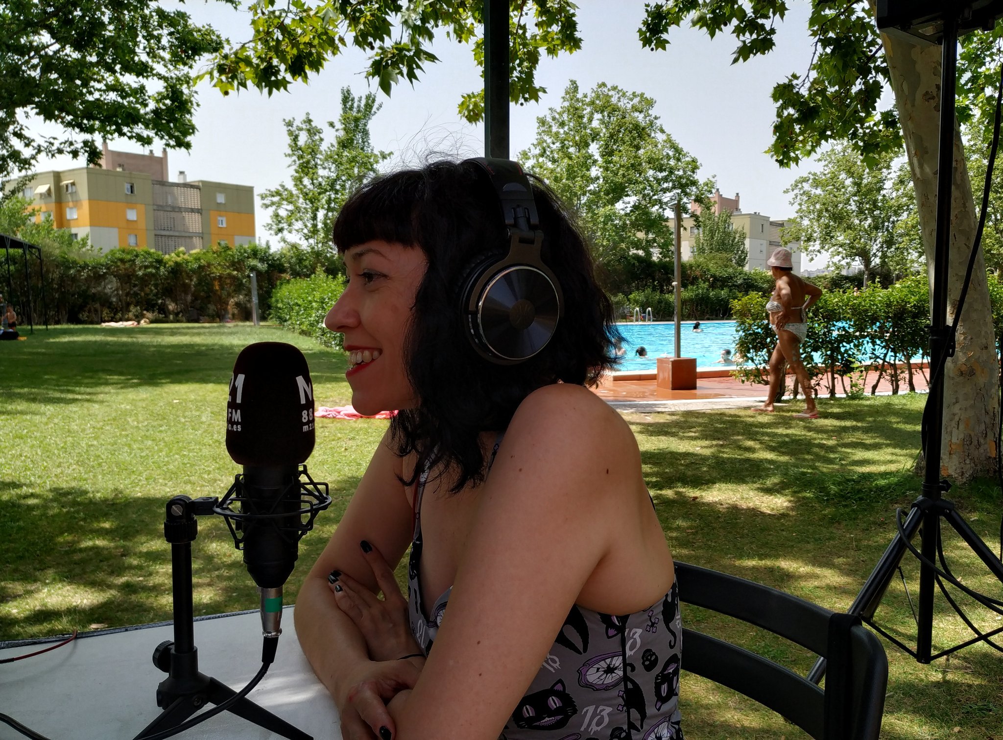 Radio desde la piscina de simulación de agua marina