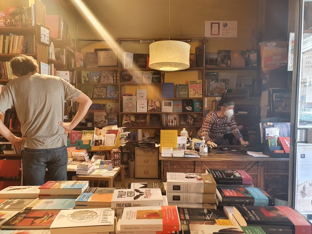 Diario del coronavirus (59): Librería encapuchada
