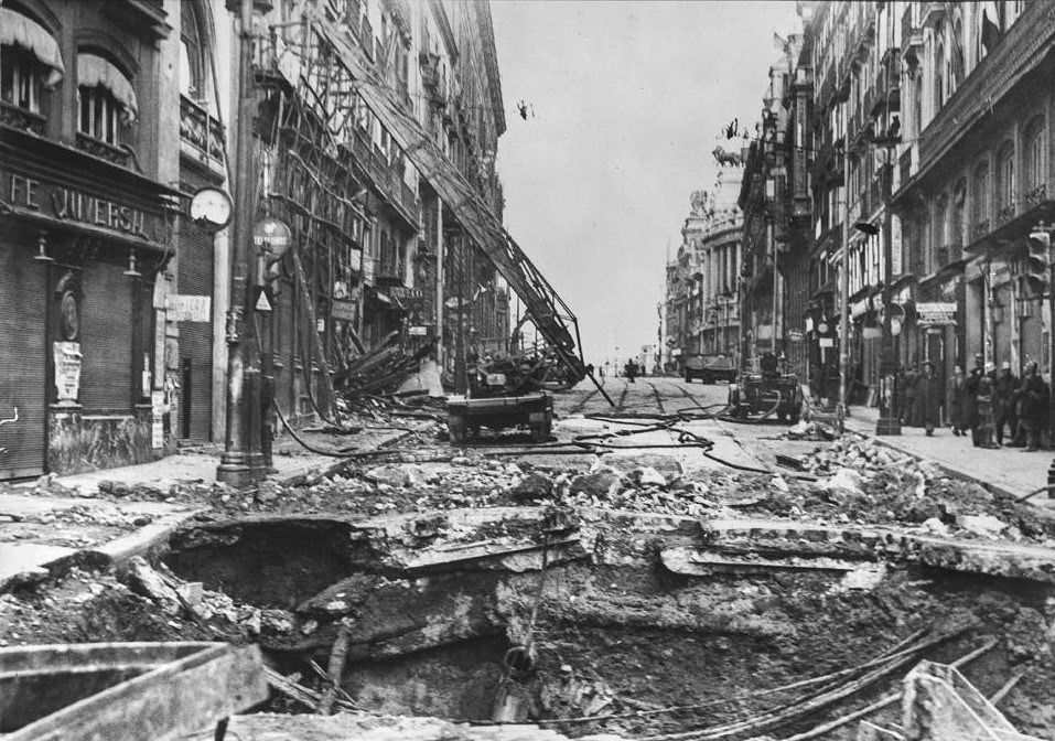 Un bombero rescata la historia durmiente de sus compañeros en la Guerra Civil